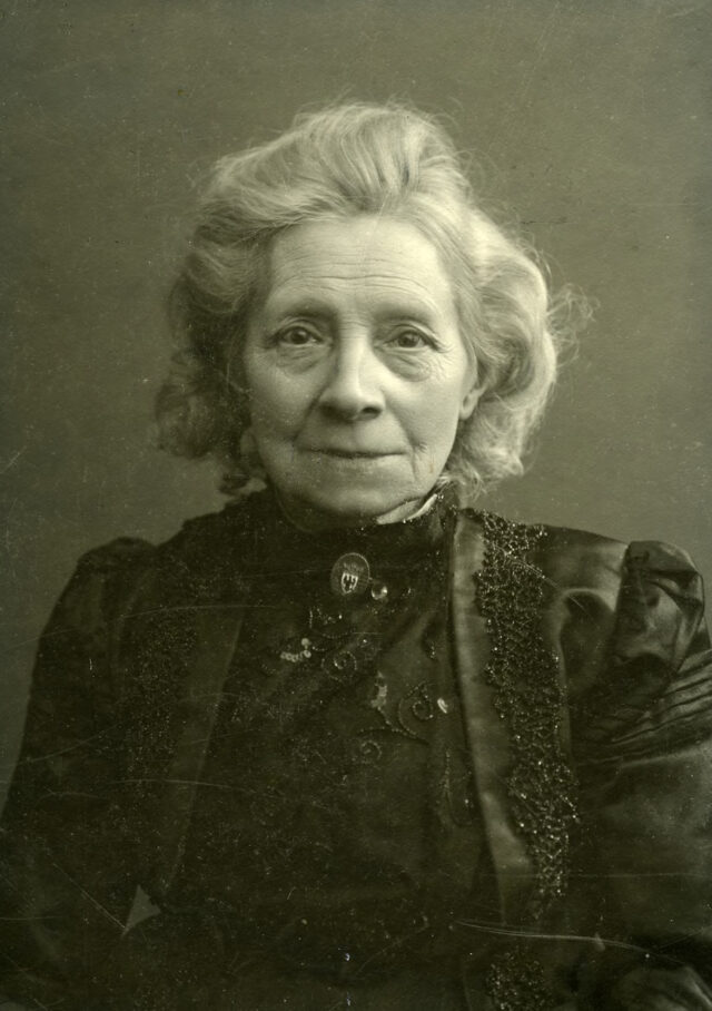 Foto-Betsy-Perk-uit-Gelders-Archief-12122.jpg